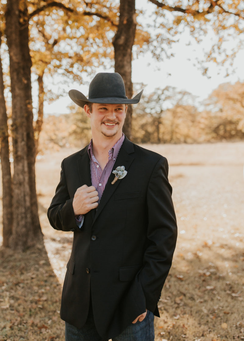 Texas Fall Wedding | Morghan + Tell - westernweddingmagazine.com