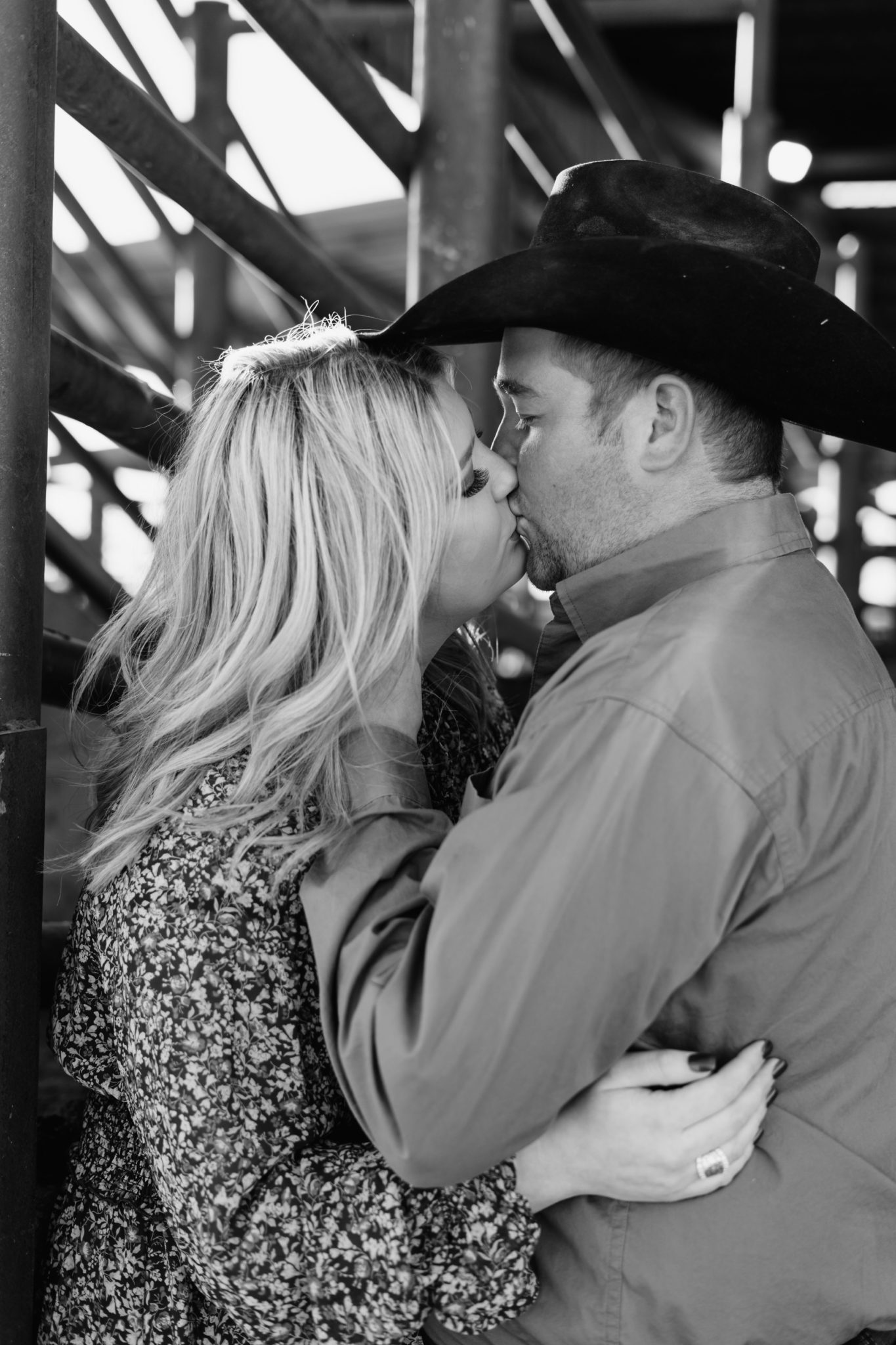 KEELY + ZACH| GATESVILLE, TX ENGAGEMENT - westernweddingmagazine.com