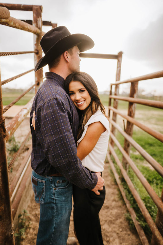 Savannah + Dan | ENGAGEMENT - westernweddingmagazine.com