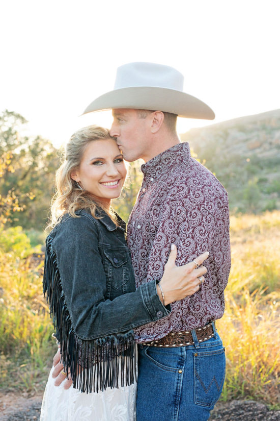 Danielle + Clint | VOW RENEWAL - westernweddingmagazine.com